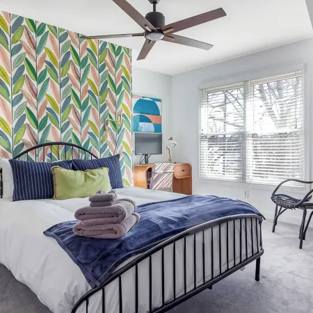 Chic Douglas Escape w/ Courtyard & Game Lounge