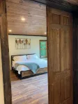 Truly Magical: Completely Private Apartment in Home with Spectacular View - 3-stjärniga