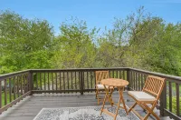 Historic Creekside Townhome in Chambersburg - 3-Star