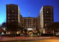 Warwick Melrose Hotel