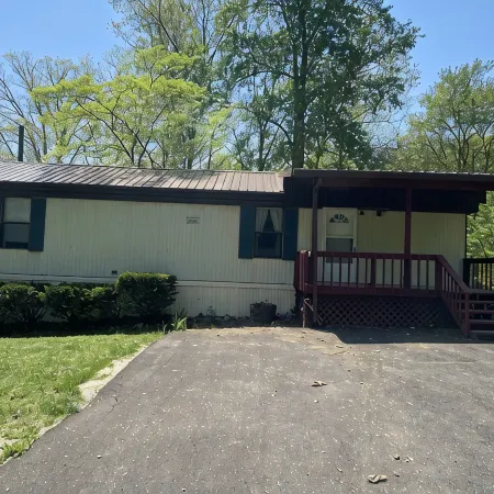 Lake Cumberland Retreat #1 near Somerset, Boat Ramps and Pet Friendly.