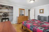 The Dam Overlook  • 3 Min Walk to the Lake • Hot Tub • Game Room - 4-Star