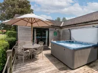 Clover Croft lodge - sleeps 4/5 with private hot tub Cheddar otelleri