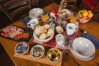 Central Bled House - breakfast