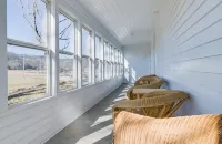 Bluff Springs Farmhouse - 3-Star