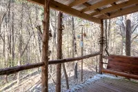 Secluded Cabin Outside of Nashville - the Lodge at Oak Haven Farm - 3-Star