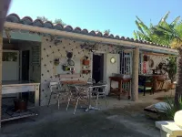 2 bedrooms in a pullhouse and jacuzzi 文蒂塞裡住宿飯店