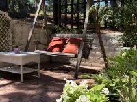 Bright Garden Guest Suite in Los Gatos, Heart of Silicon Valley Hotels in Los Gatos