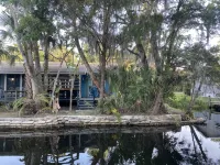 West Creek in Old Homosassa across from the Freezer - Boutique