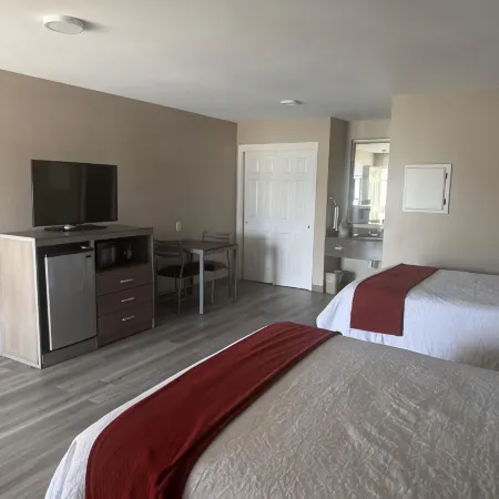 Deluxe Inn Palacios