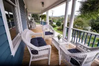 Dancing Doe Estate with Wood Stove, Hot Tub & Firepit