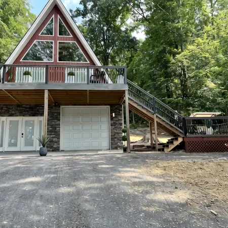 Lake View A-Frame House located at Norris Lake, TN