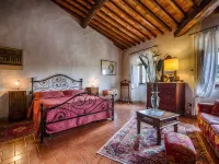 Villa Campestri Olive Oil Resort ヴィッキオのホテル