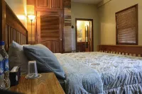Villa Rising Sun Beachfront with Private Beach Bar & Dock Hotels in 