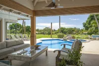 ATTRACTIVE RATES JUST REMODELED  - Near Beach 4 BD Amazing Golf View Villa - Gym