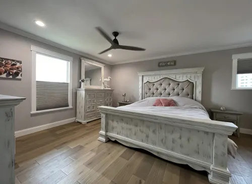 Beautifully renovated beach house with giant deck overlooking the Atlantic Ocean - 3-Star