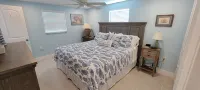 3 BR 2 Bath Salt Air Retreat on Deep Water Canal Minutes to the Gulf