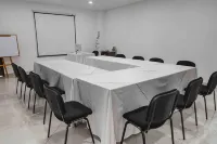 內瓦廣場飯店