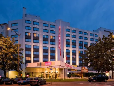 โรงแรมเมอร์เคียว ดิจอง เซ็นเตอร์ เคลเมงโซ โรงแรมใน