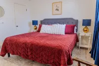 Charming Creekside Cottage [] Near Downtown, OSU & Airport - Wifi