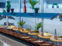 Saygılı Beach Hotel & All Inclusive Hotels near Kumkoy