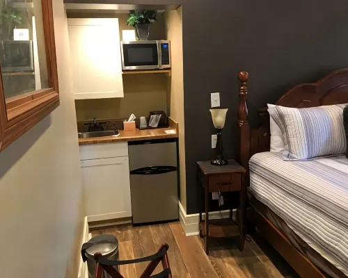 Historic Kahn Hotel Hotels in Jefferson