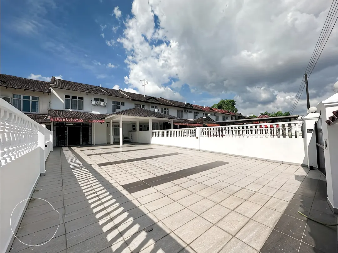 Kempas Family Suites 5br Homestay By Mwh - Johor Bahru