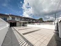 Kempas Family Suites 5BR Homestay by MWH - Haustierfreundliche