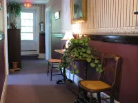 Bayside Inn Hotels in Digby