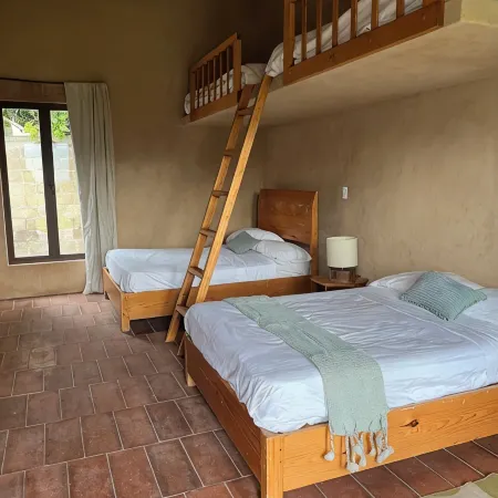 5-bedroom house with spectacular views of Malinalco with WiFi