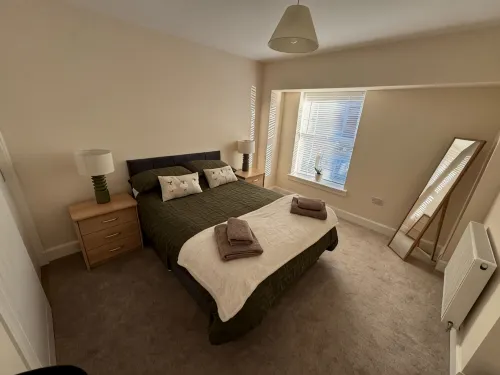 New Cosy Ground Floor Flat - شقق