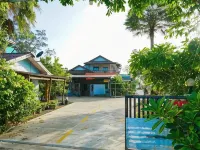 Veerada Boutique Home Hotels in Chaiya
