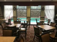 Comfort Suites