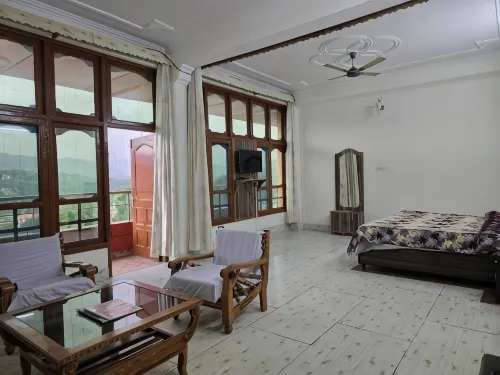 Besillio Grand Hotel & Restaurant