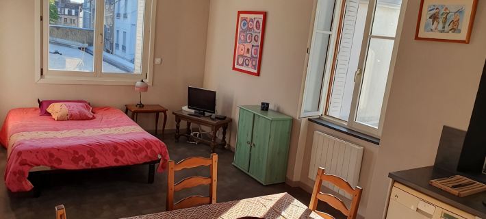 Bright, spacious cocoon 5 min from station Hotels in Besancon
