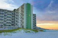 Cozy 2-Bedroom Ocean Front Condo with beautiful views! - Beach