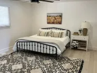 Spacious estate in delightful Ivins with Unique Spanish decor. Hotels in Ivins