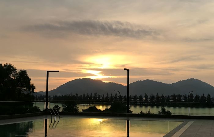 Marina Heights Resort