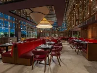 Taj Dubai Hoteles cerca de Centro comercial Emaar Square