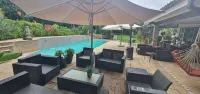 PepperTree Guest House & Apartments - Pet friendly