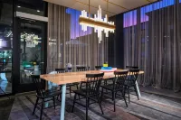 Aloft Atlanta at the Battery Atlanta - breakfast