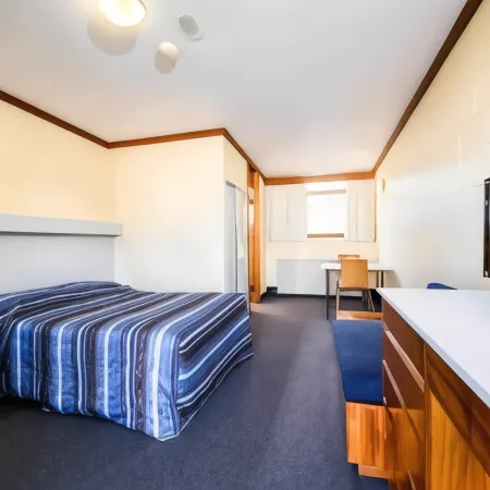 Top of the Town Hotel Motel