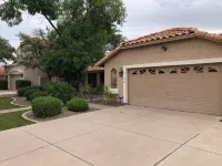 North Phoenix Close to Everything/ Secured Parking - Jacuzzi