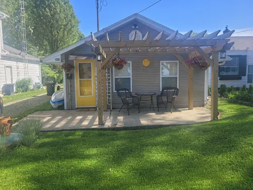 Pergola Place - Lake Access, 2 Bedroom, Sleeps 4, Pet Friendly - 3 stjerner