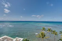 A Family Favorite on Hawaii's Gold Coast 11th Floor Oceanfront Condo - บังกะโล