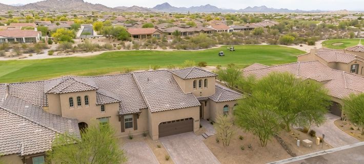 EAZY AZ Modern 2 bedroom townhouse on the 8th fairway of Estrella Mountain Ranch Hotels in Goodyear
