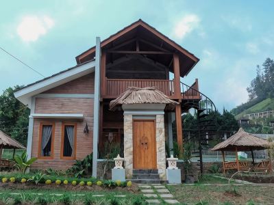 Kampoeng Bali Tawangmangu