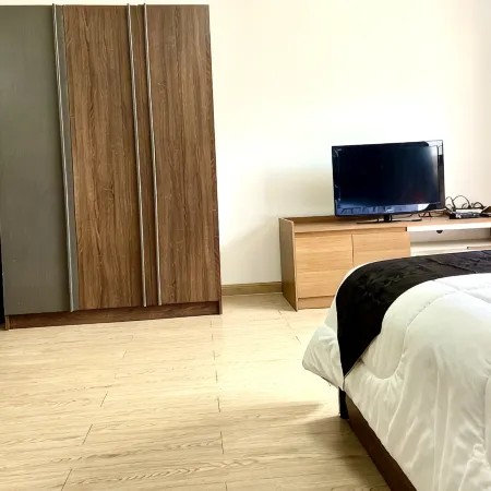Impact Arena Muang Thong Condo P1 10fl by Goodroom24
