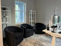 Modern Spacious 6-Bedroom - Track Season Retreat - 20 min from Track - Homestays