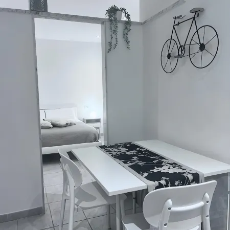 1 Bedroom Private vacation home in Bari